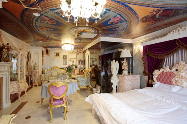 Tokyos-luxurious-birthing-suite-3